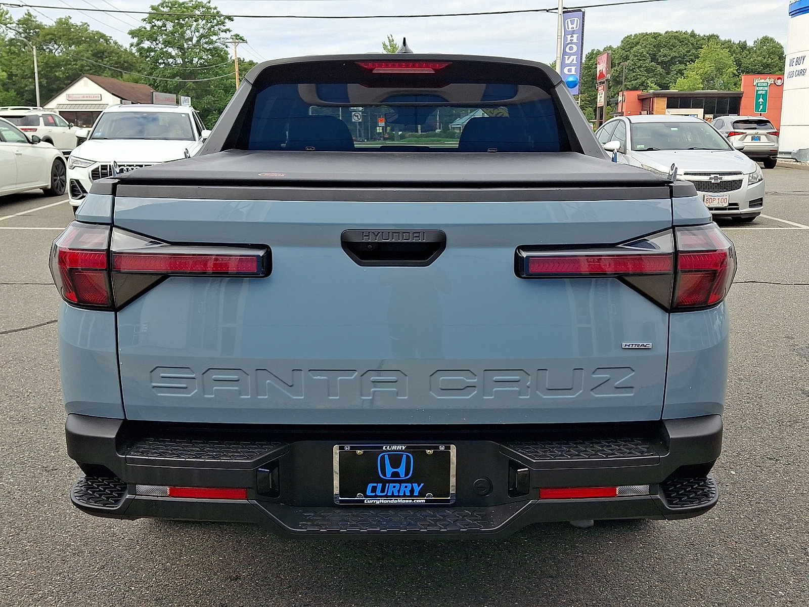 Used 2025 Hyundai Santa Cruz SE AWD/4WD image 5