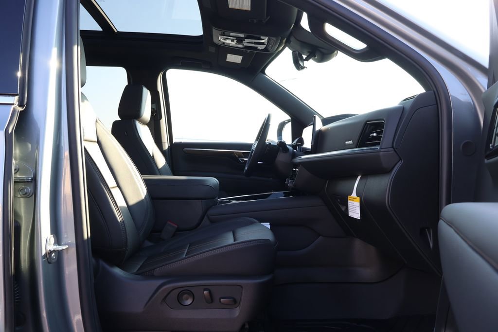 New 2026 Chevrolet Tahoe High Country w/ Sun And Tow Package image 44