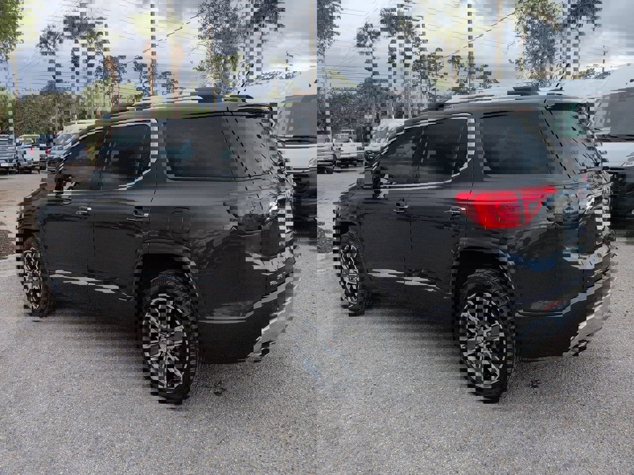 Used 2019 GMC Acadia Denali w/ Technology Package image 7