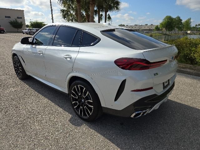Used 2025 BMW X6 M60i AWD/4WD image 3