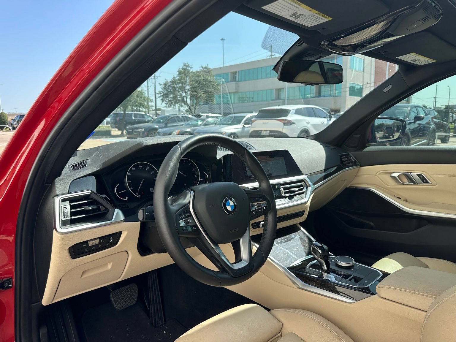 Used 2020 BMW 330i Sedan w/ Convenience Package RWD image 10