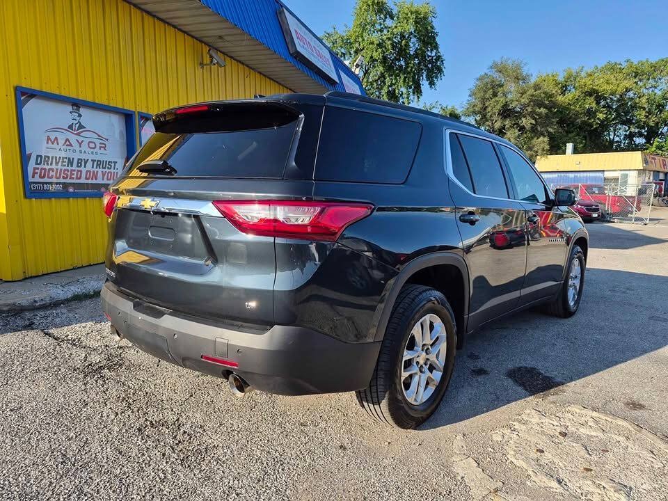 Used 2020 Chevrolet Traverse LT FWD image 4