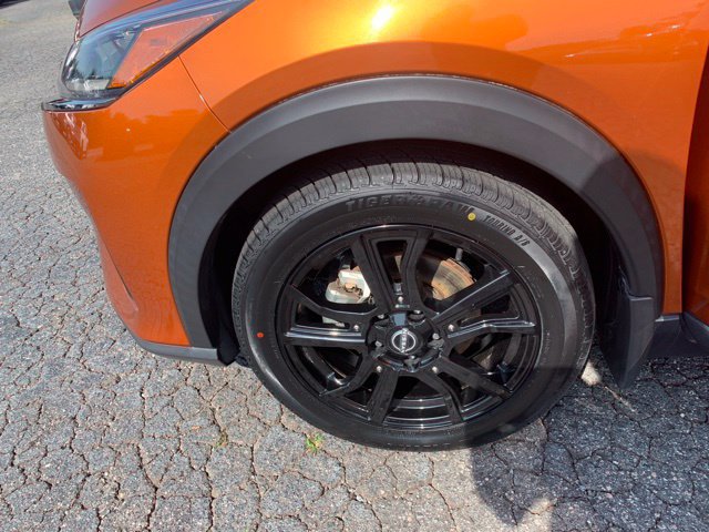 Used 2022 Nissan Kicks SR FWD image 40