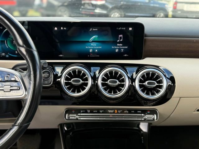 Used 2021 Mercedes-Benz A 220 4MATIC w/ Premium Package image 25