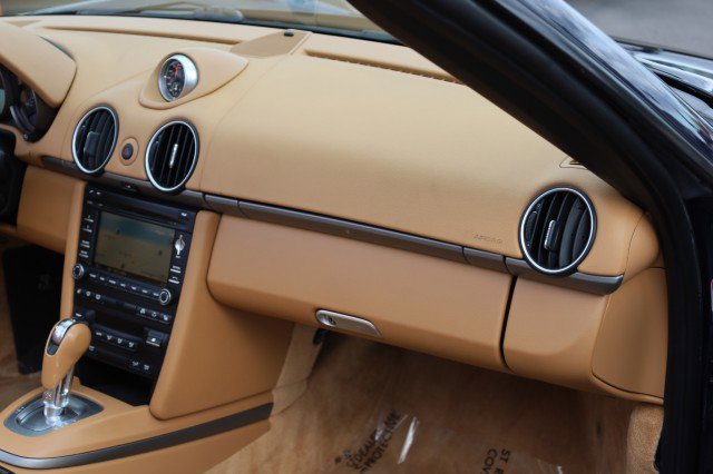 Used 2011 Porsche Boxster image 40