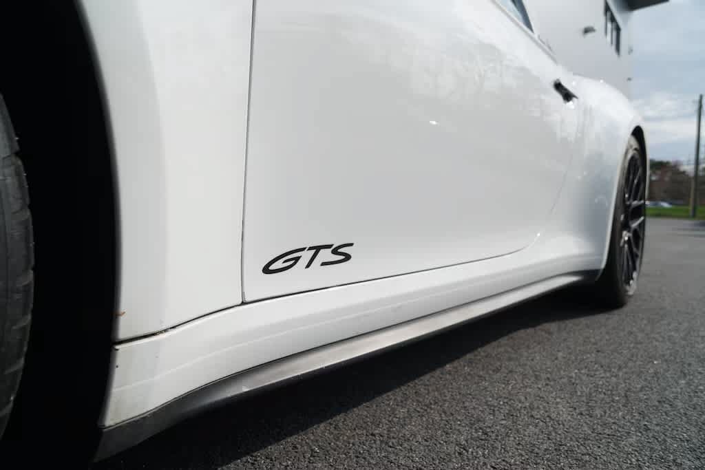 Used 2024 Porsche 911 Targa 4S AWD/4WD image 23