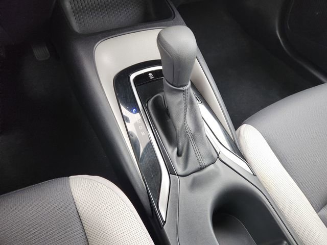 Certified 2025 Toyota Corolla LE FWD image 18