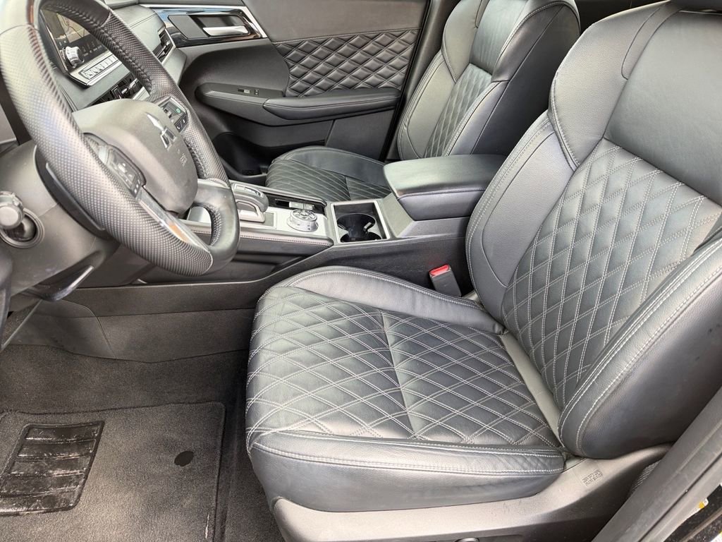 Used 2024 Mitsubishi Outlander SEL image 10