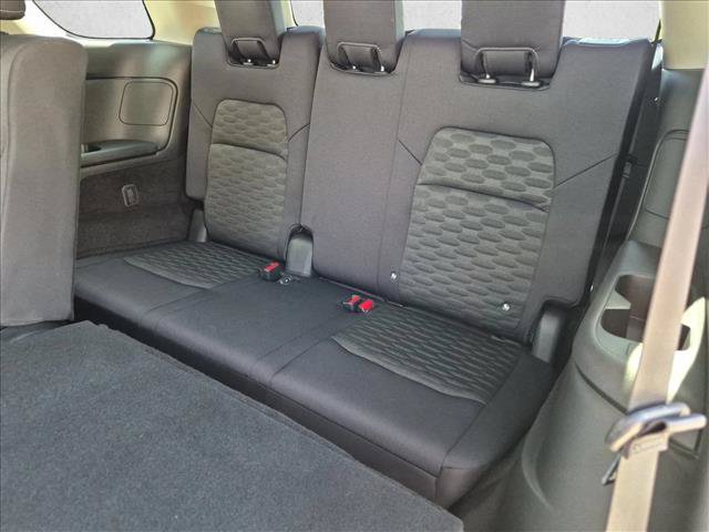 Used 2024 Nissan Pathfinder SV AWD/4WD image 20
