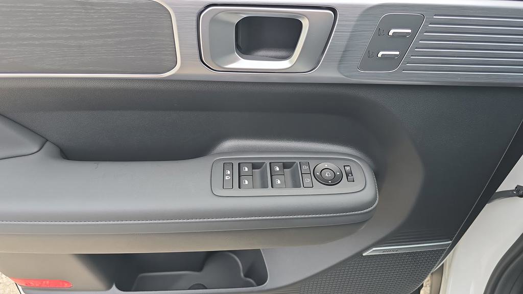 New 2026 Hyundai Santa Fe Limited AWD/4WD image 16