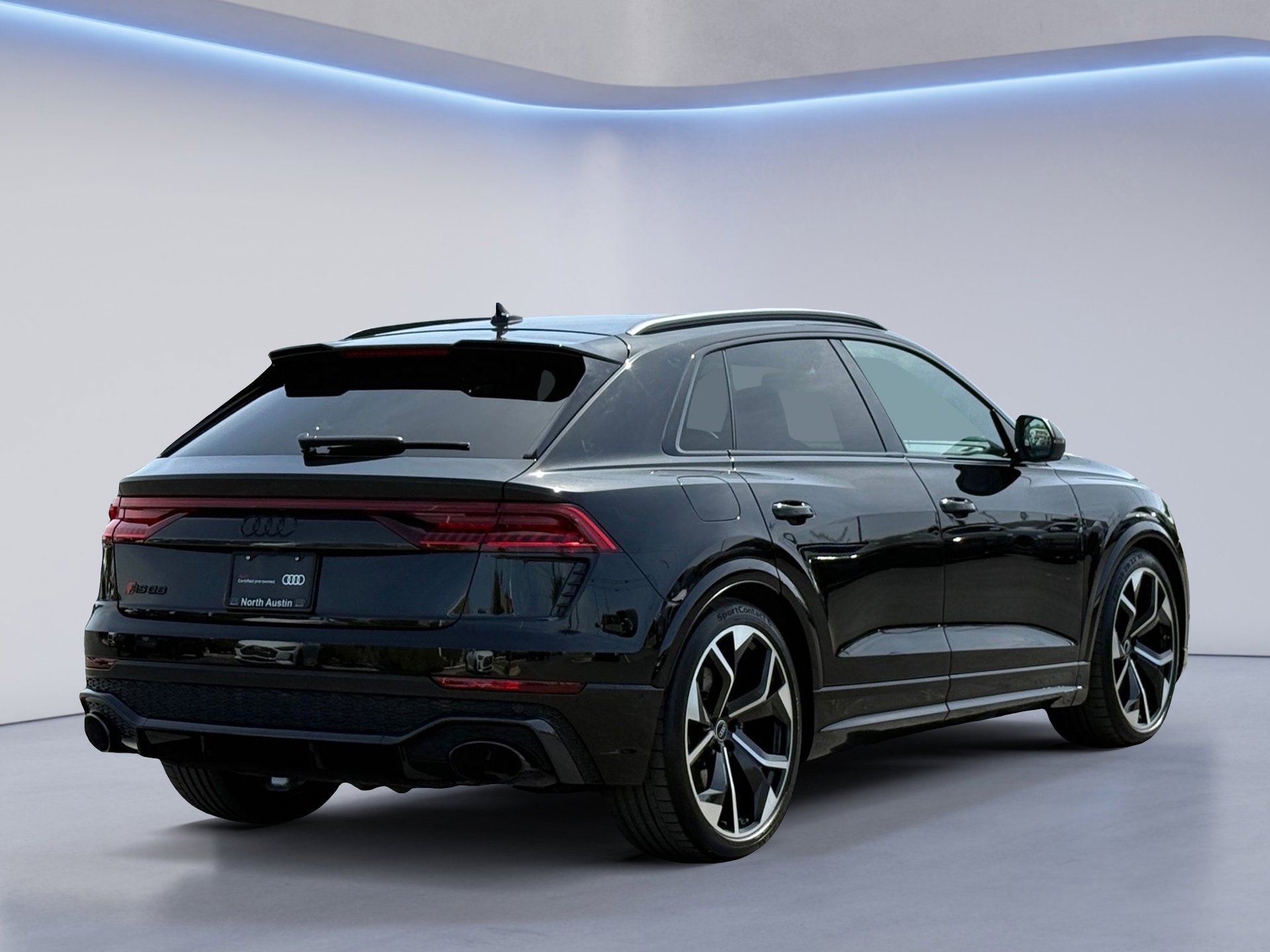 Certified 2023 Audi RS Q8 w/ Black Optic Package image 4