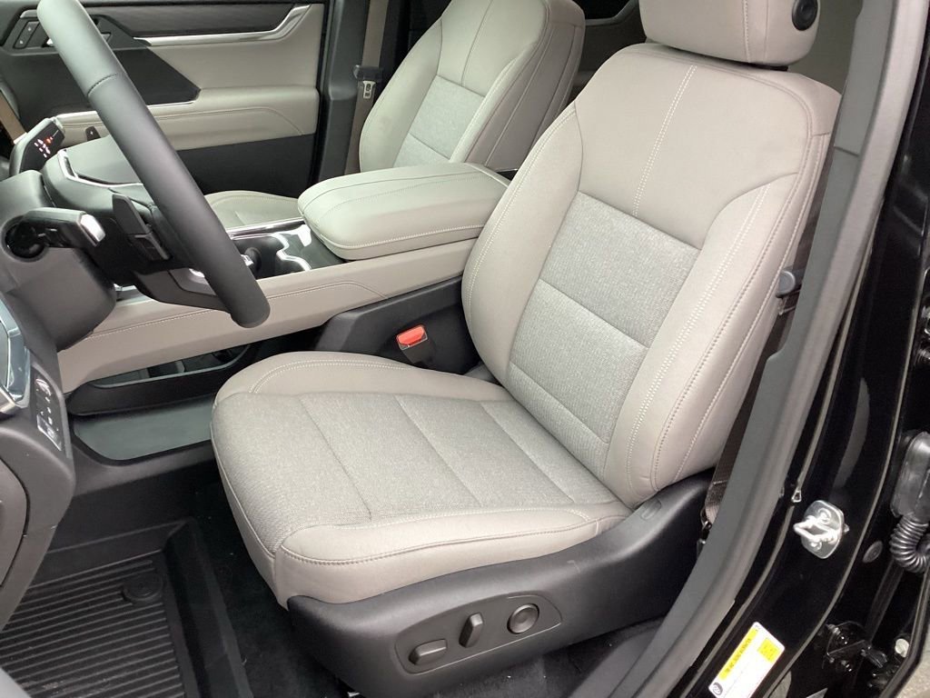 New 2026 GMC Acadia Elevation w/ LPO, Floor Liner Package AWD/4WD image 9