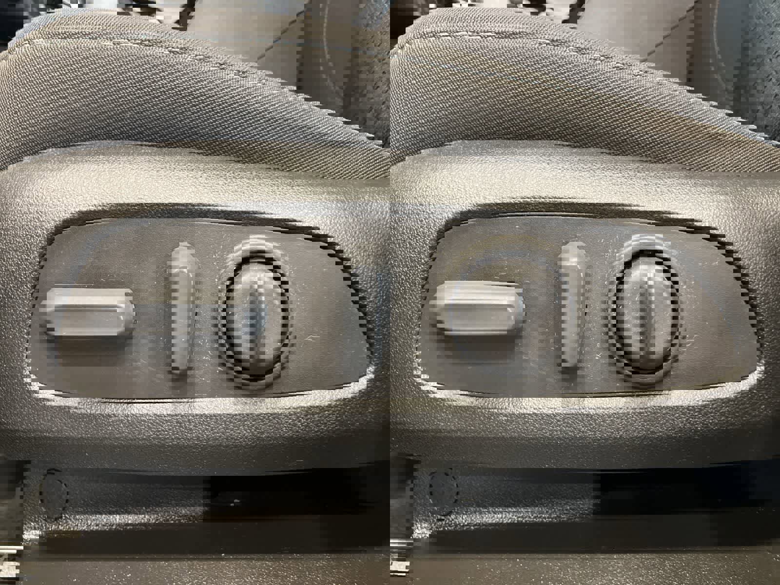 Used 2021 Chevrolet Blazer LT image 11