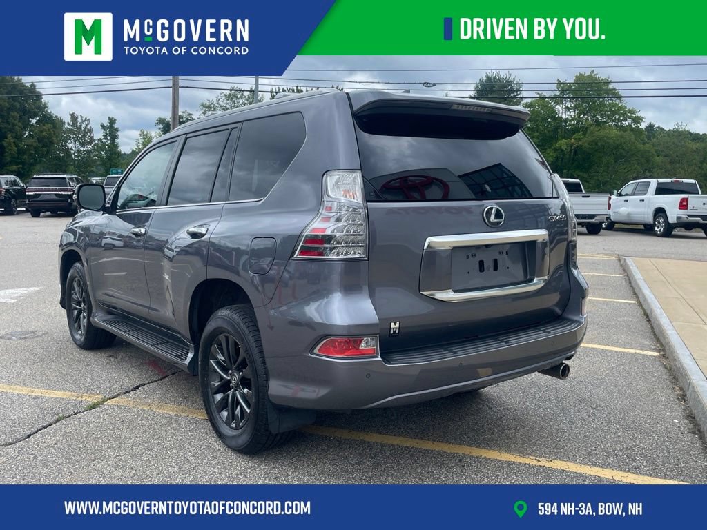 Used 2023 Lexus GX 460 Premium w/ Premium Package AWD/4WD image 3