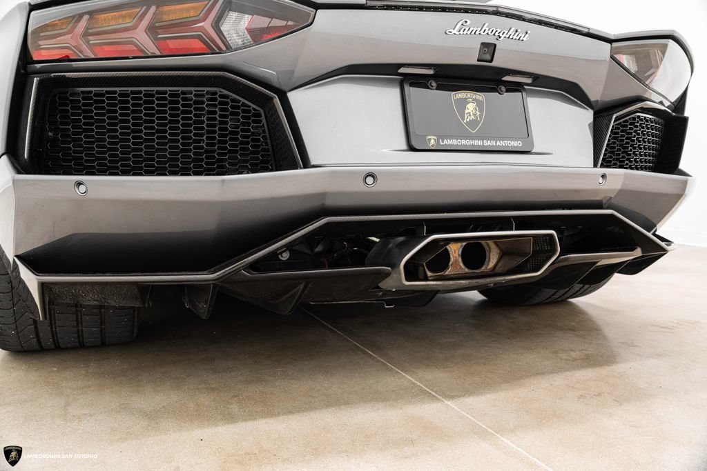 Used 2015 Lamborghini Aventador LP 700-4 AWD/4WD image 22