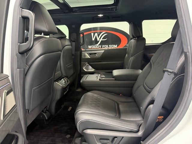 Used 2025 INFINITI QX80 Autograph AWD/4WD image 16