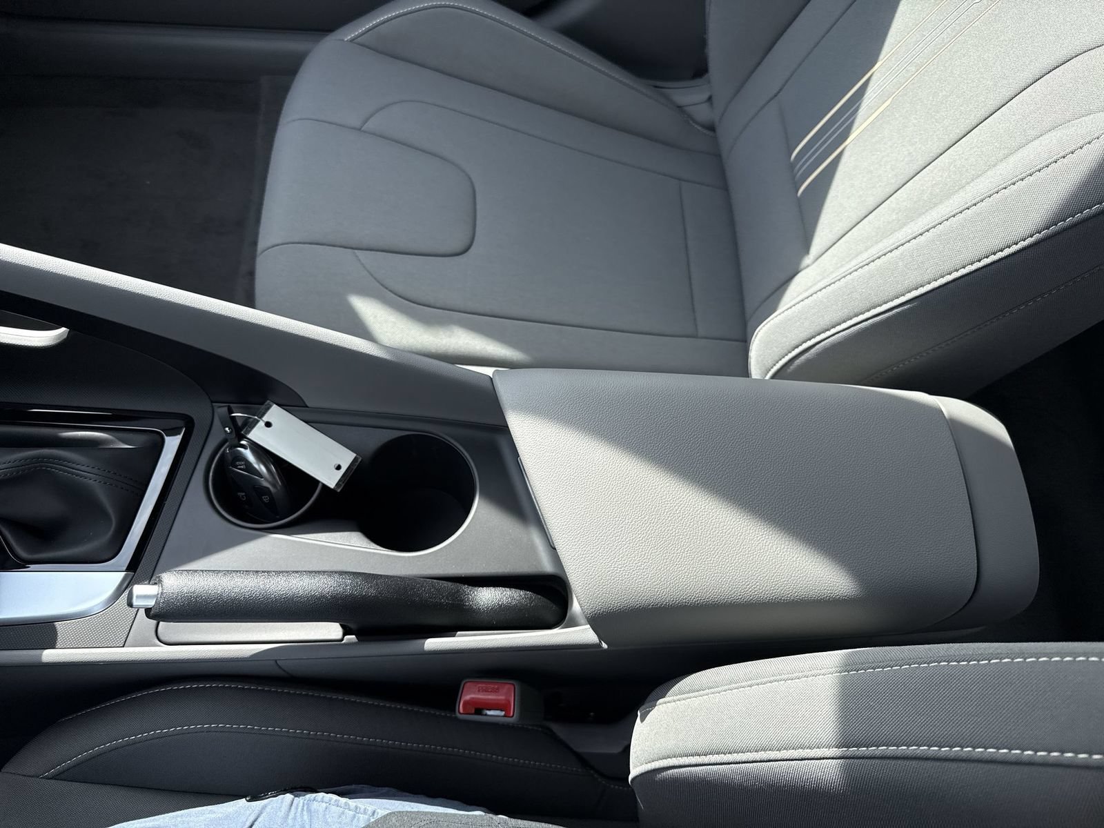 New 2026 Hyundai Elantra Sport FWD image 23