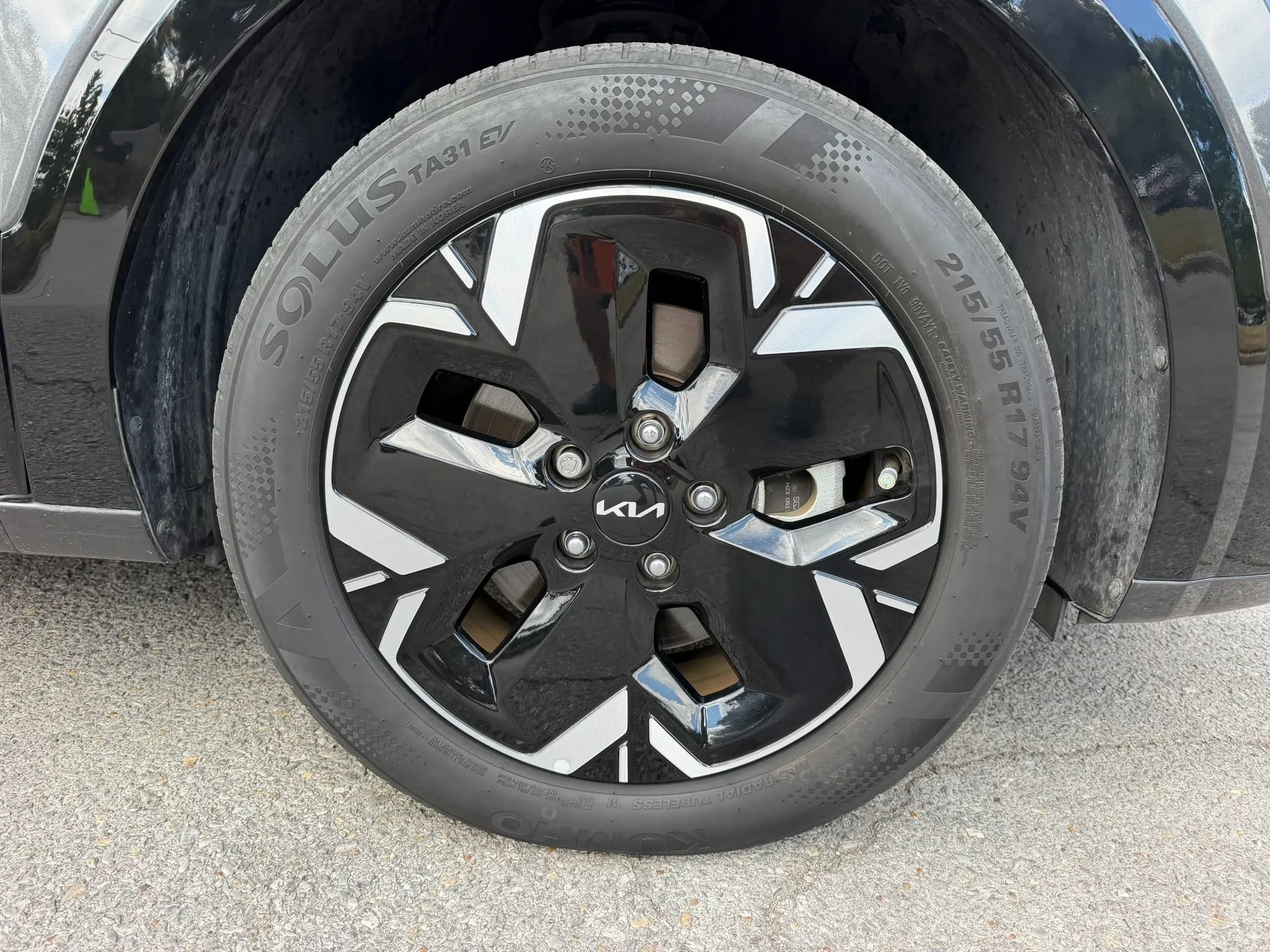 Used 2024 Kia Niro Wind FWD image 11
