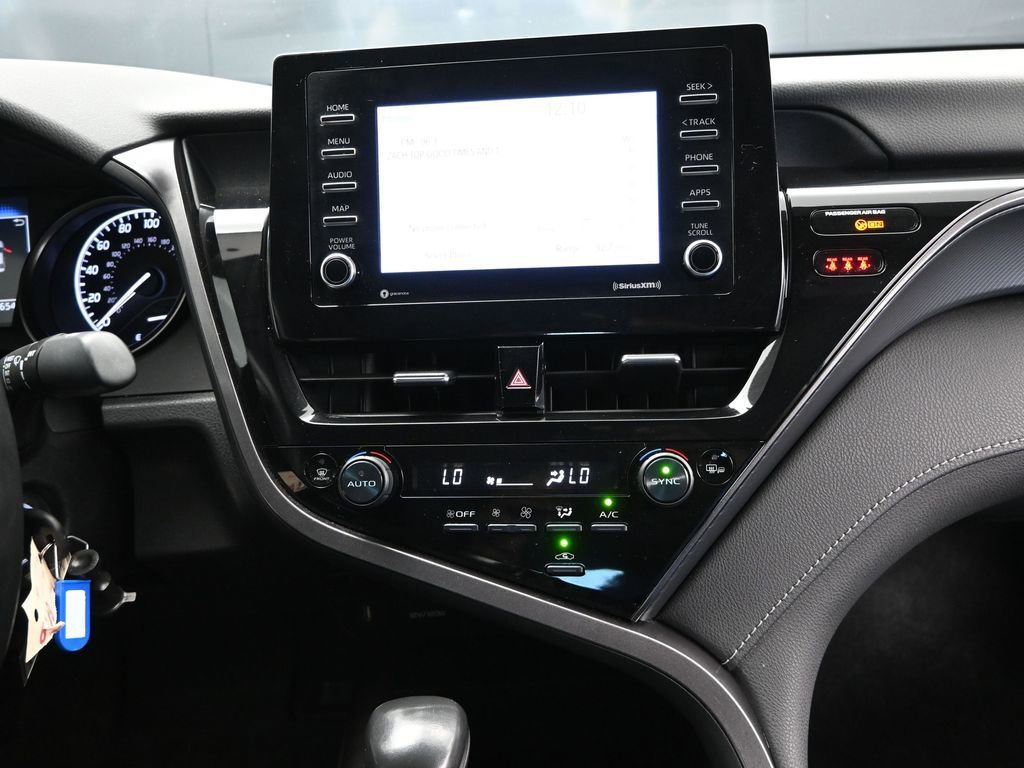 Used 2023 Toyota Camry SE image 48