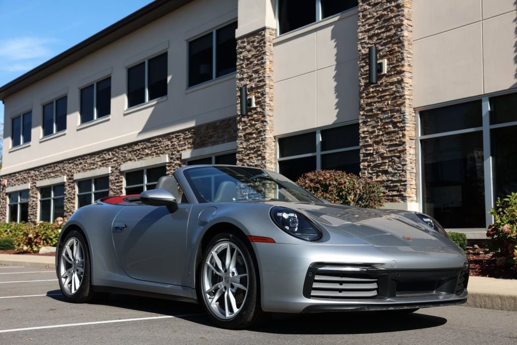 Used 2023 Porsche 911 Carrera w/ Sport Chrono Package image 11