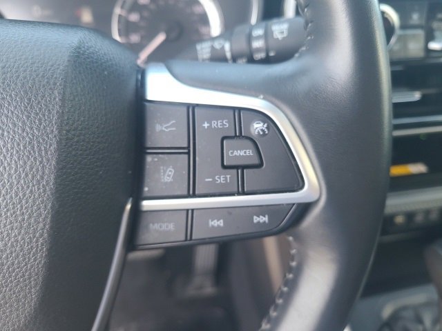 Used 2024 Toyota Highlander XLE image 22