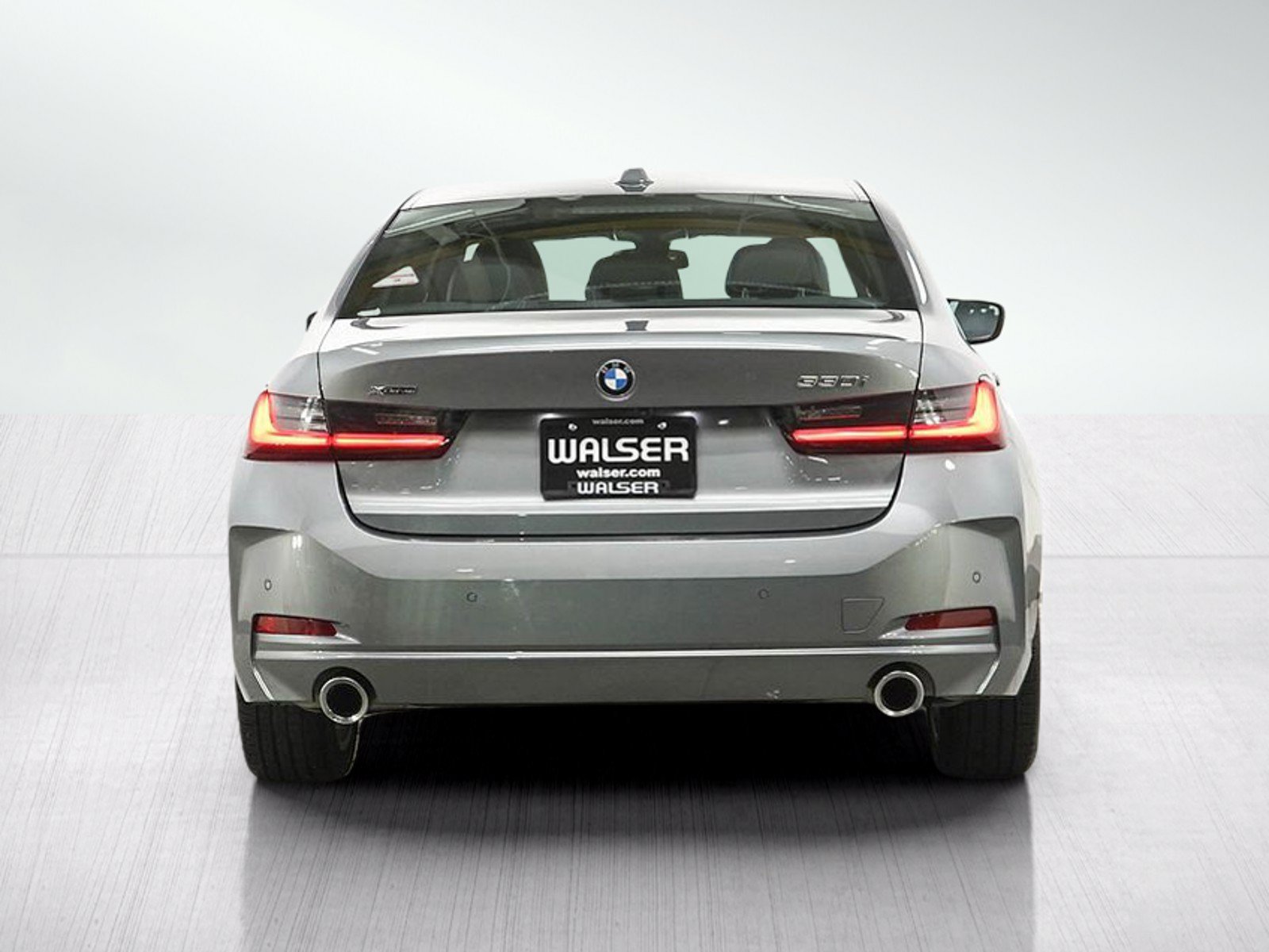 Used 2026 BMW 330i xDrive Sedan AWD/4WD image 4