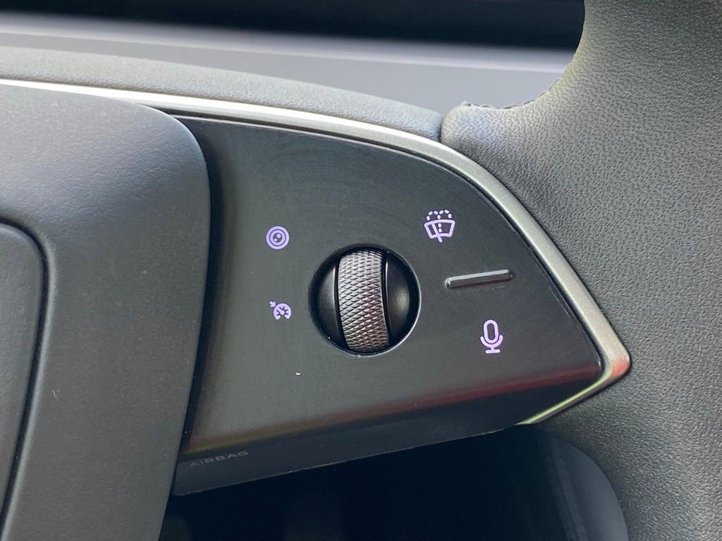 Used 2024 Tesla Model 3 Standard Range RWD image 31