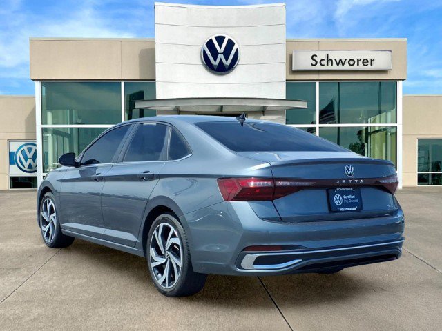 Certified 2025 Volkswagen Jetta SEL FWD image 8