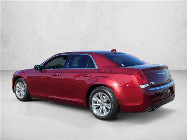 Used 2021 Chrysler 300 Touring w/ Driver Convenience Group RWD image 14