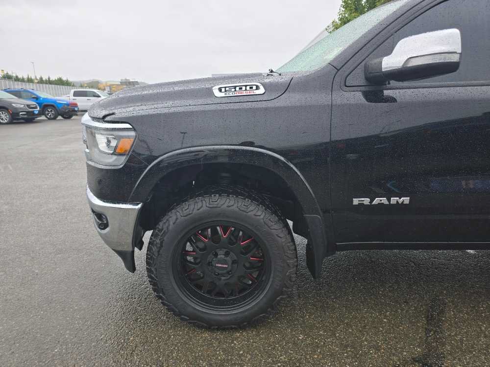 Used 2022 RAM 1500 Laramie AWD/4WD image 18