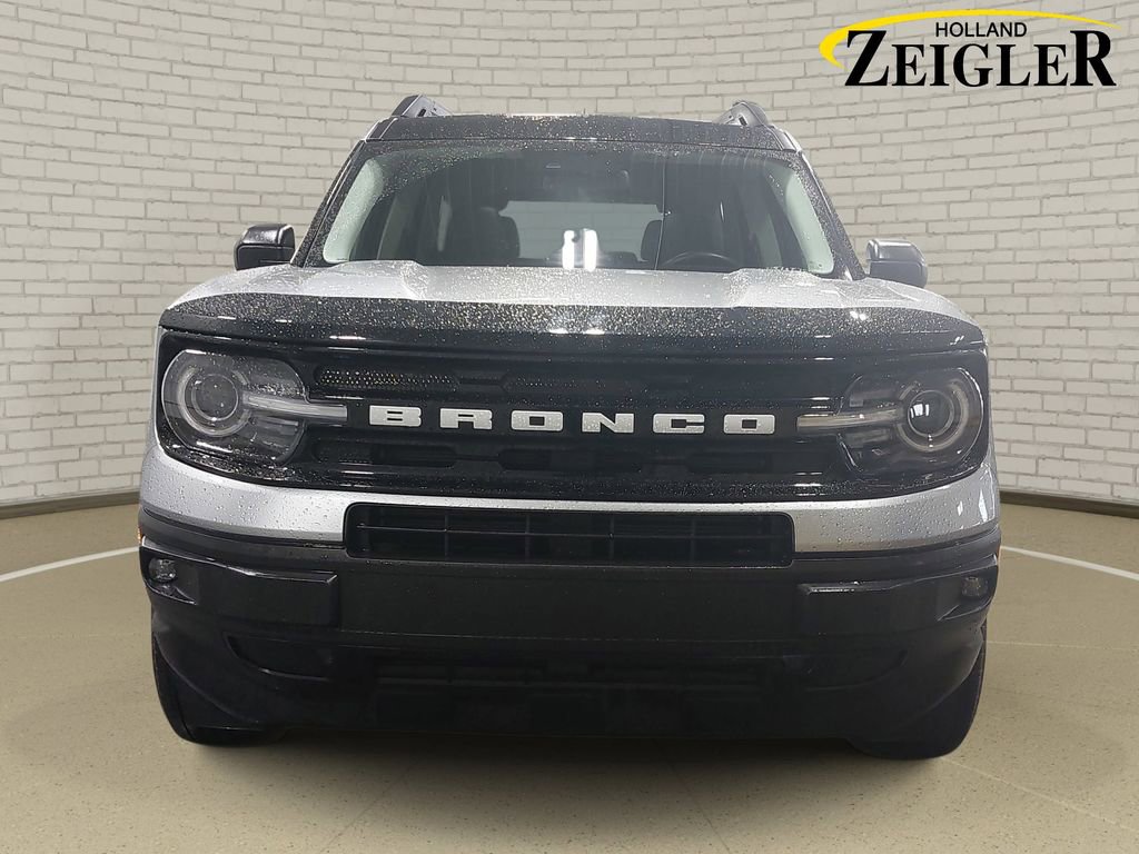 Used 2023 Ford Bronco Sport Outer Banks w/ Tech Package AWD/4WD image 2