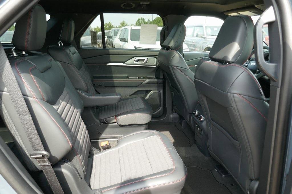 New 2025 Ford Explorer ST-Line w/ Premium Package image 12