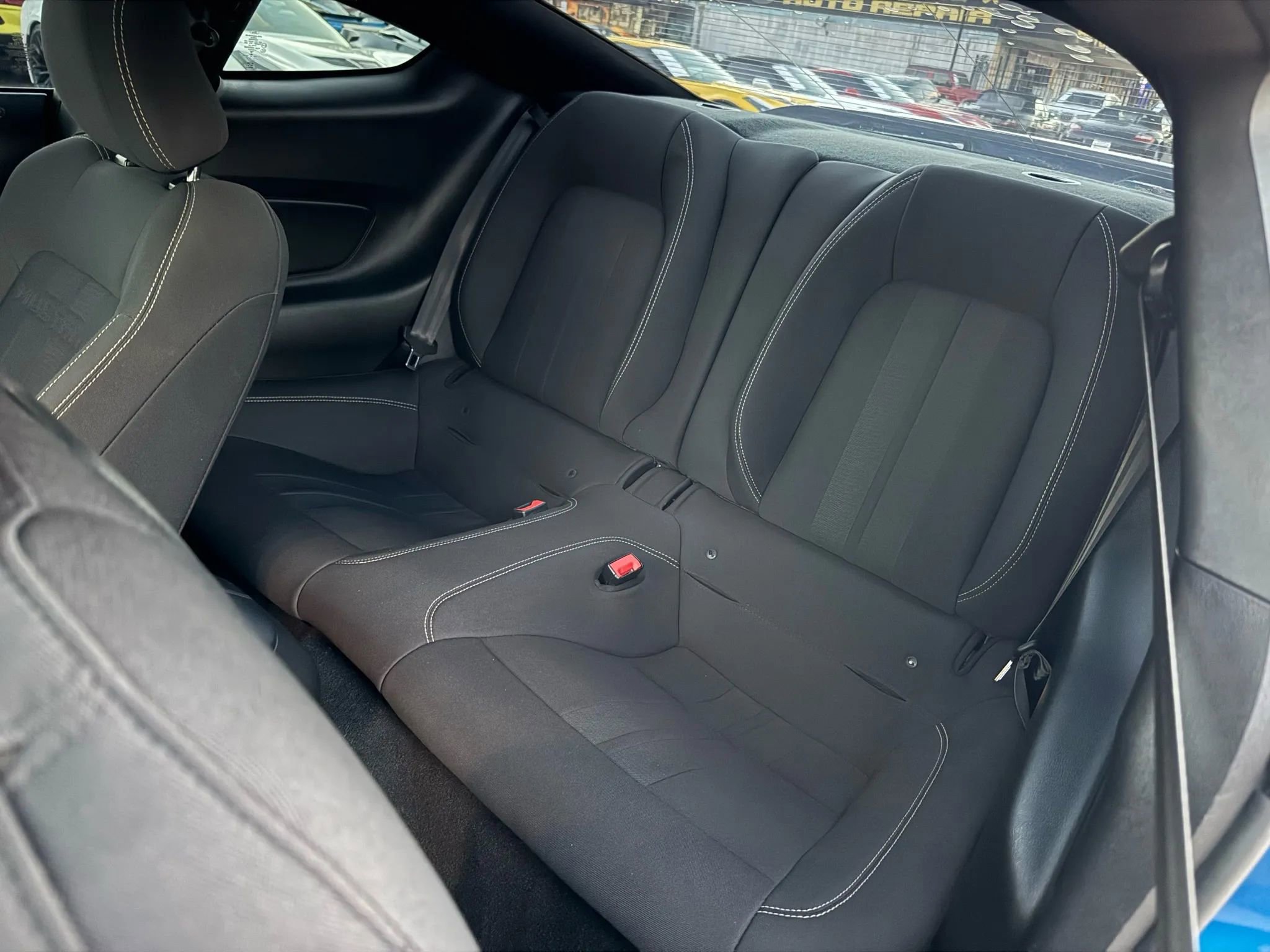 Used 2020 Ford Mustang GT Premium image 23