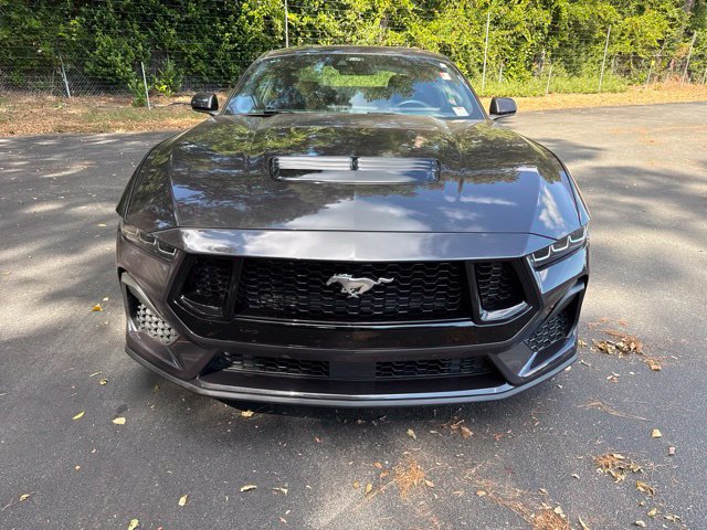 Used 2024 Ford Mustang GT RWD image 8