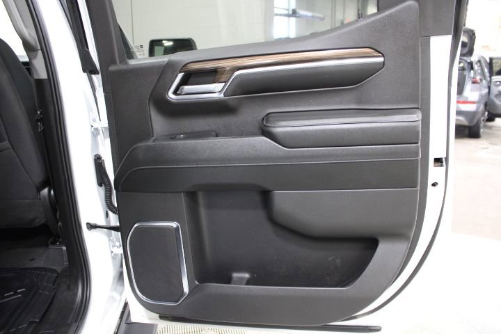 Used 2024 Chevrolet Silverado 1500 LT Trail Boss w/ Protection Package image 28