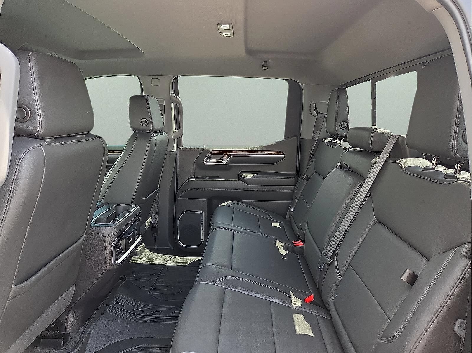 Used 2024 GMC Sierra 1500 Elevation w/ Elevation Premium Package AWD/4WD image 20