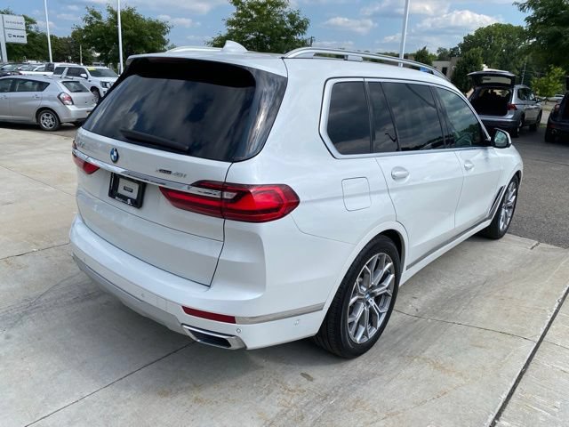 Used 2021 BMW X7 xDrive40i w/ Premium Package AWD/4WD image 3