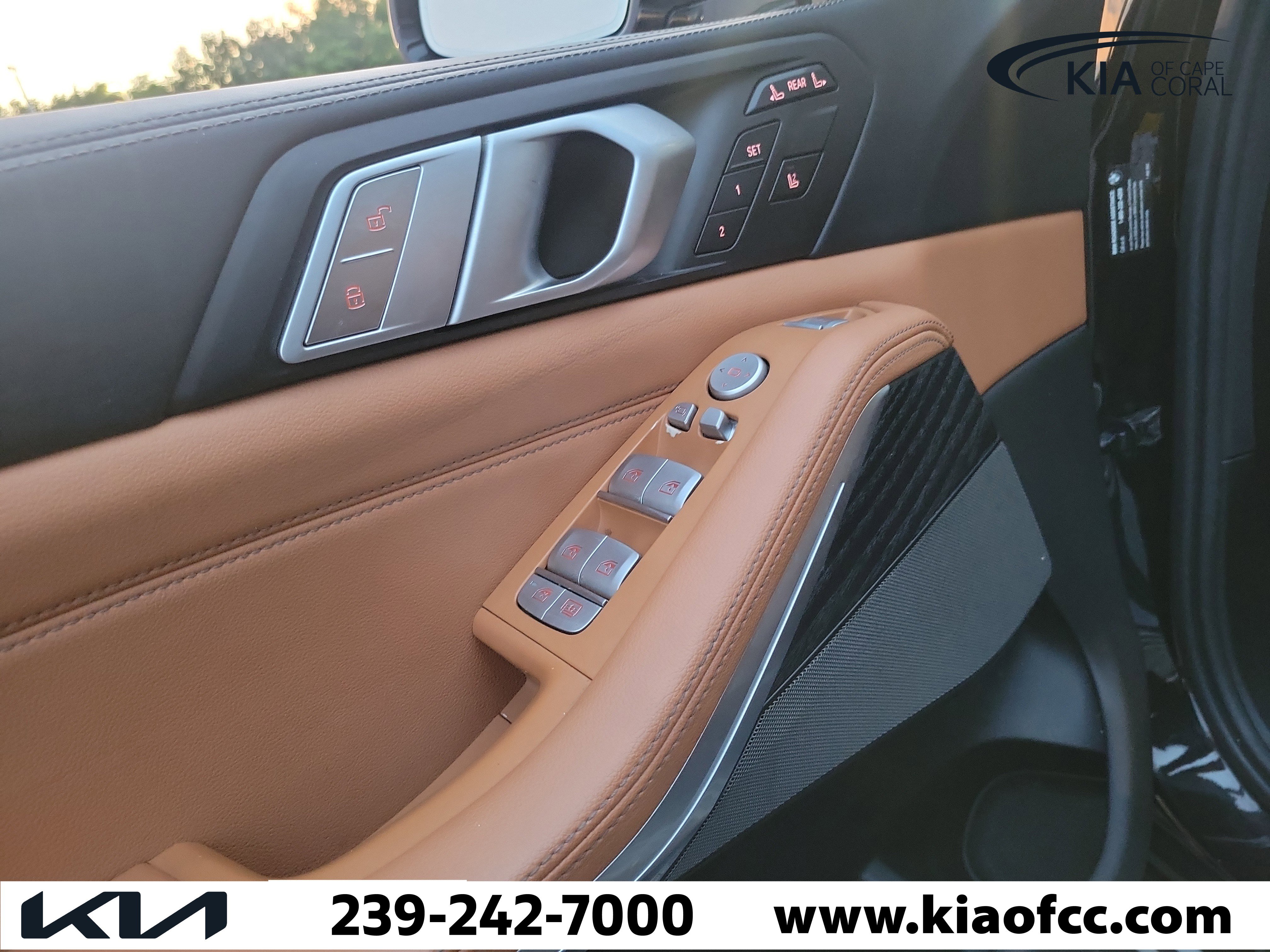 Used 2019 BMW X7 xDrive40i w/ Premium Package AWD/4WD image 25
