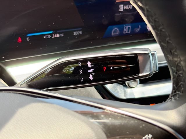 Used 2024 Cadillac Lyriq Sport AWD/4WD image 29