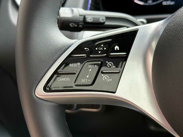 Used 2026 Mercedes-Benz GLB 250 4MATIC image 30