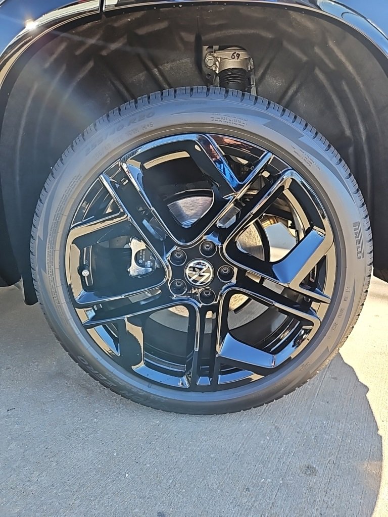 New 2026 Volkswagen Tiguan SE R-Line image 9