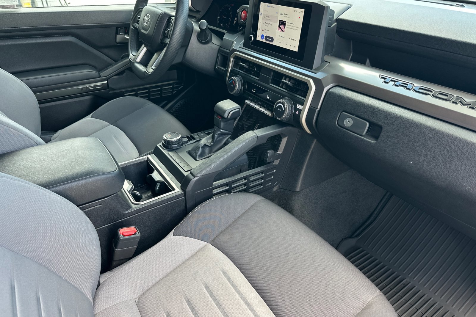 Certified 2025 Toyota Tacoma TRD Sport AWD/4WD image 15