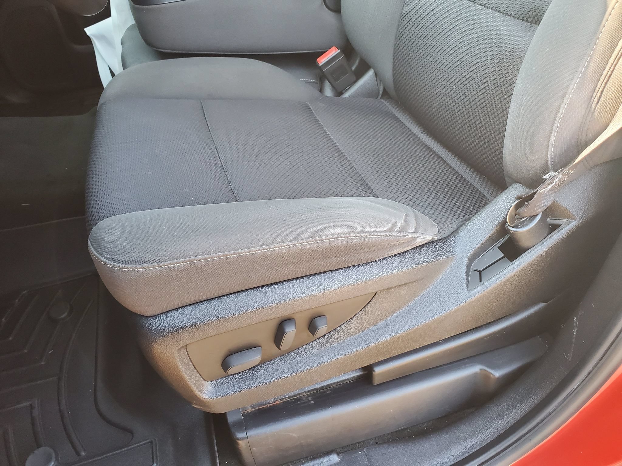 Used 2014 GMC Sierra 1500 SLE w/ SLE Value Package AWD/4WD image 15
