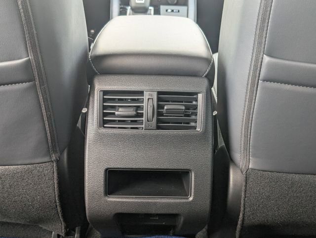 New 2025 Mitsubishi Outlander SE image 26