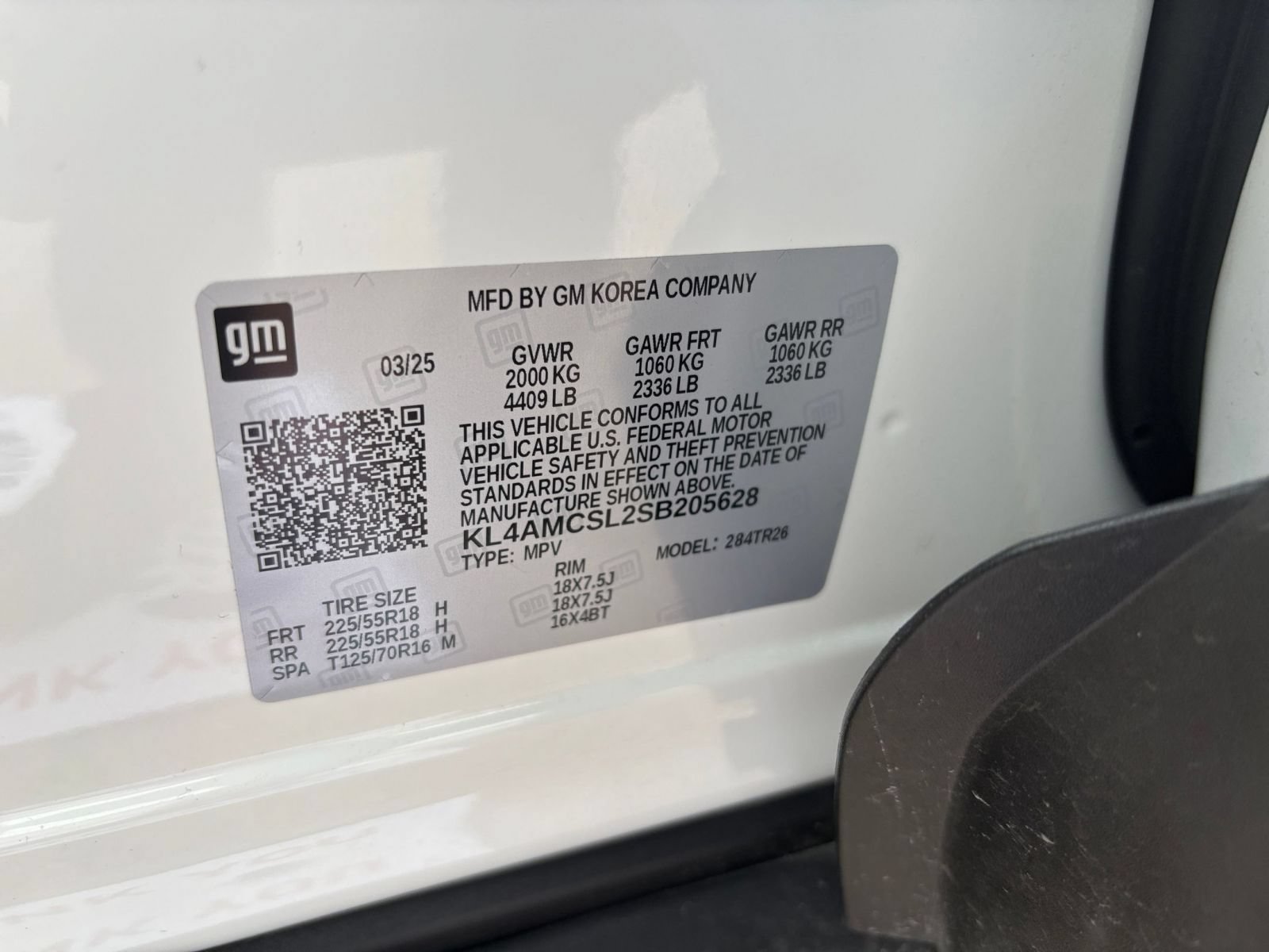 Used 2025 Buick Encore GX Preferred AWD/4WD image 27