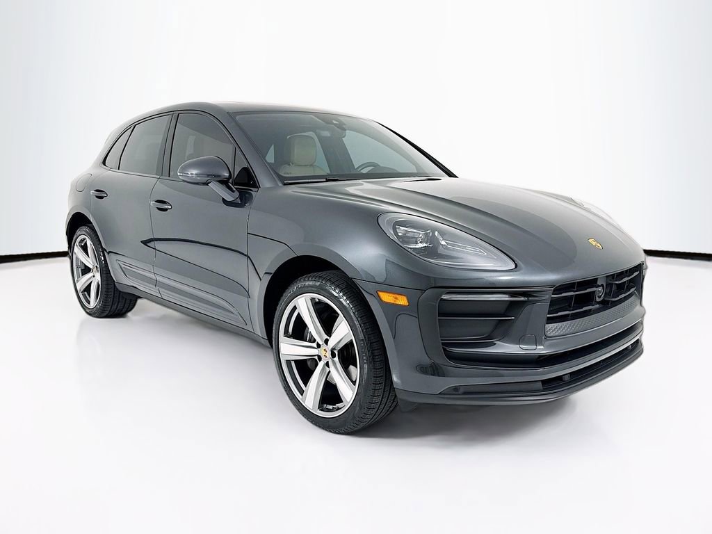 Certified 2023 Porsche Macan Turbo image 7