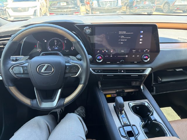 Used 2024 Lexus RX 350 Premium Plus w/ Convenience Package FWD image 11