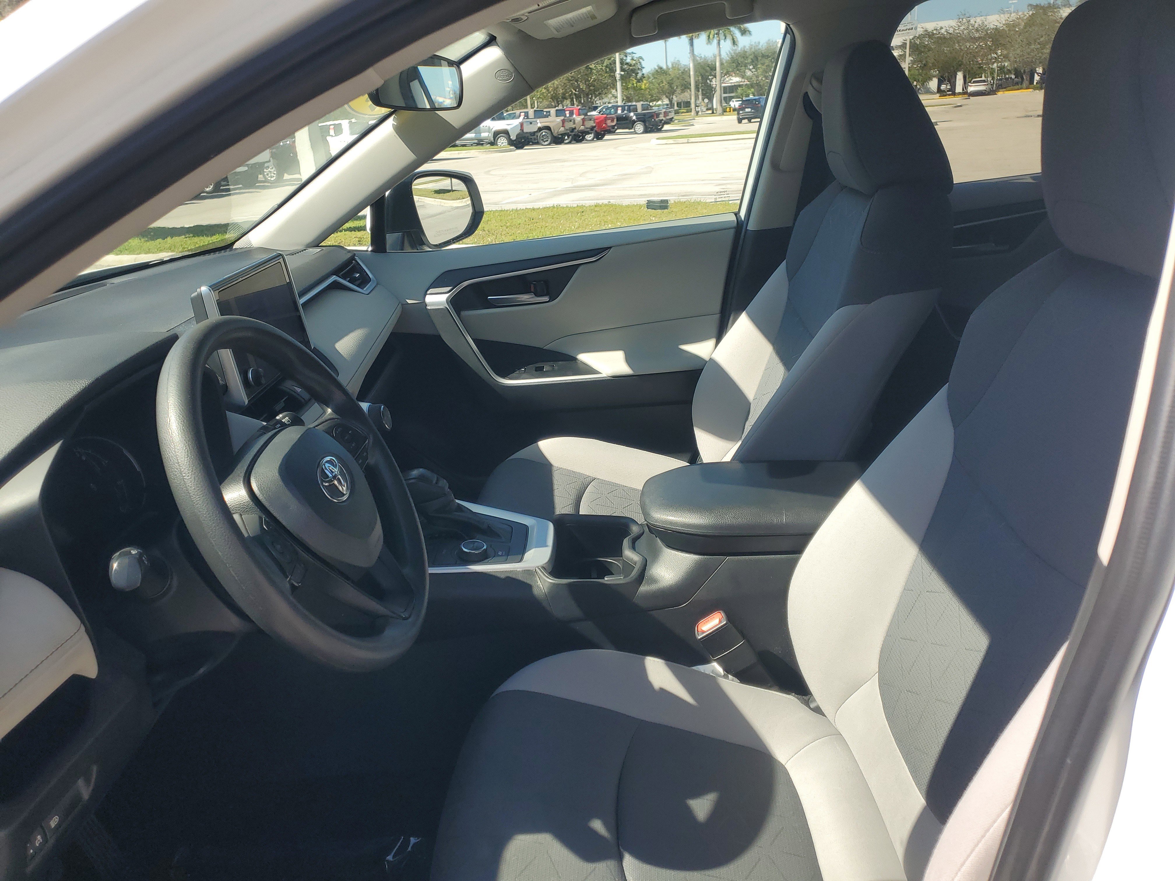 Used 2024 Toyota RAV4 XLE image 14