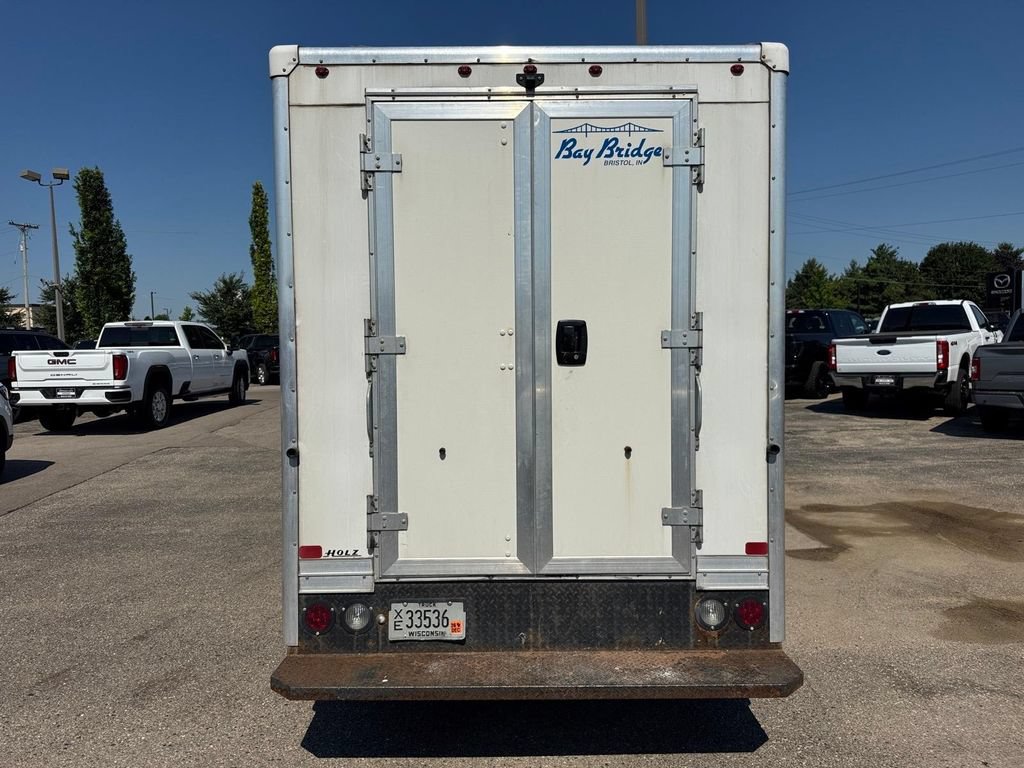 Used 2021 Chevrolet Express 3500 w/ Power Convenience Package RWD image 4
