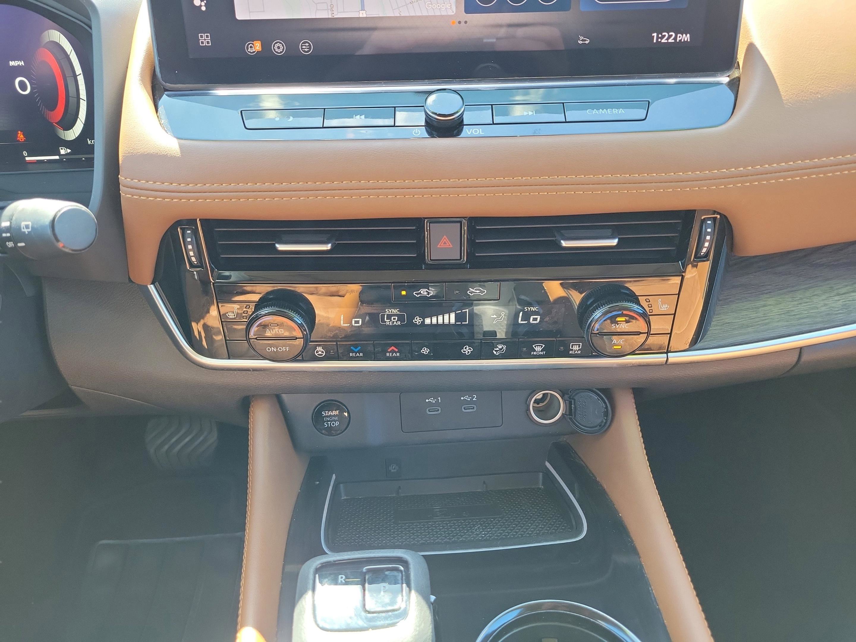 Used 2024 Nissan Rogue Platinum w/ Platinum Premium Package image 14